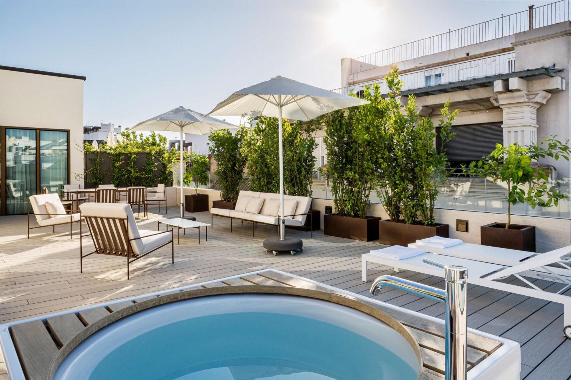 Radisson Collection Hotel, Magdalena Plaza 5* Seville